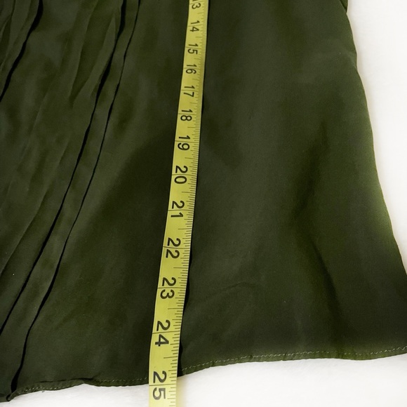 Soft Surrounding Women’s Dark Green Top with Velvet Striped Sleeve Sz M - Picture 12 of 13